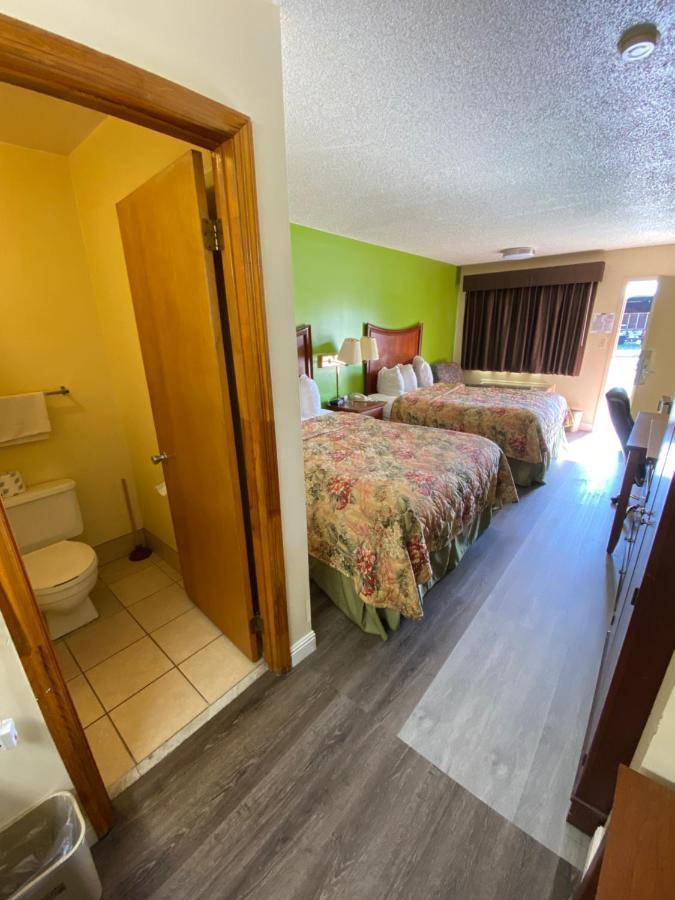 Budget Host Inn - Baxley Eksteriør bilde